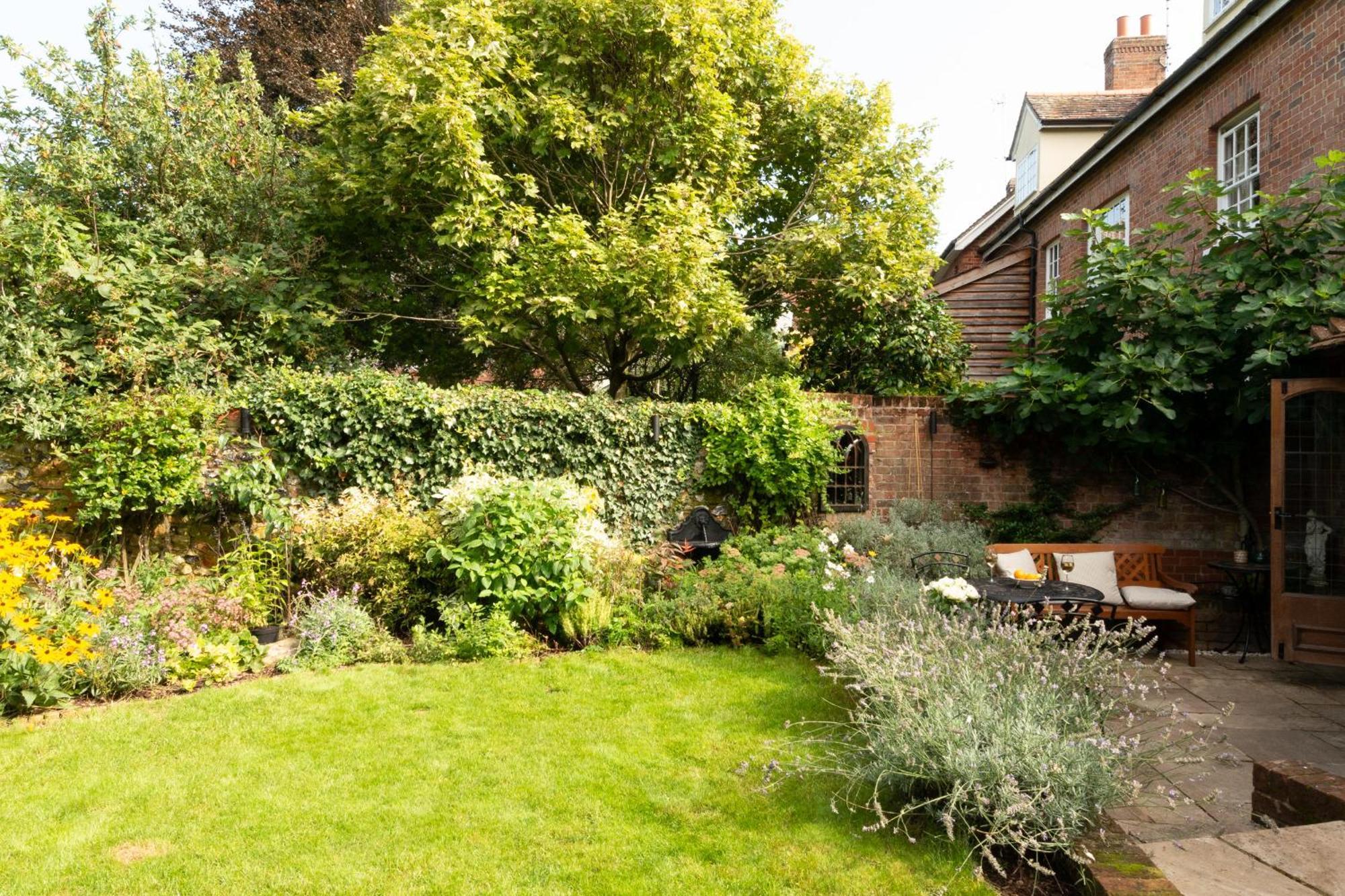 Miller Cottage A Luxury 1550'S Cottage In The Historic Centre Of Saffron Walden Dış mekan fotoğraf