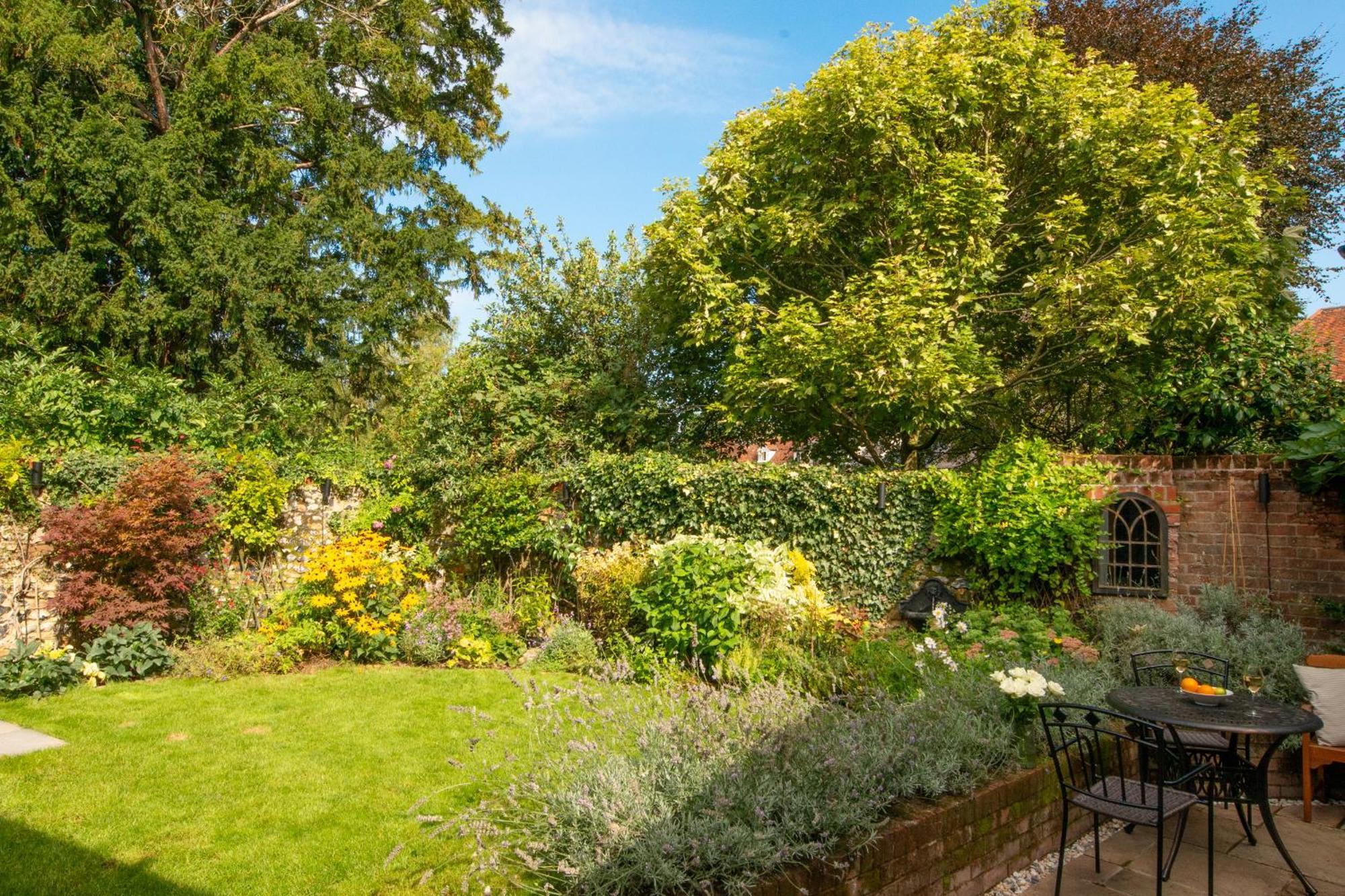 Miller Cottage A Luxury 1550'S Cottage In The Historic Centre Of Saffron Walden Dış mekan fotoğraf